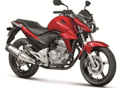 CB300R-Vermelha-3-4-Frente-copy_thumb1